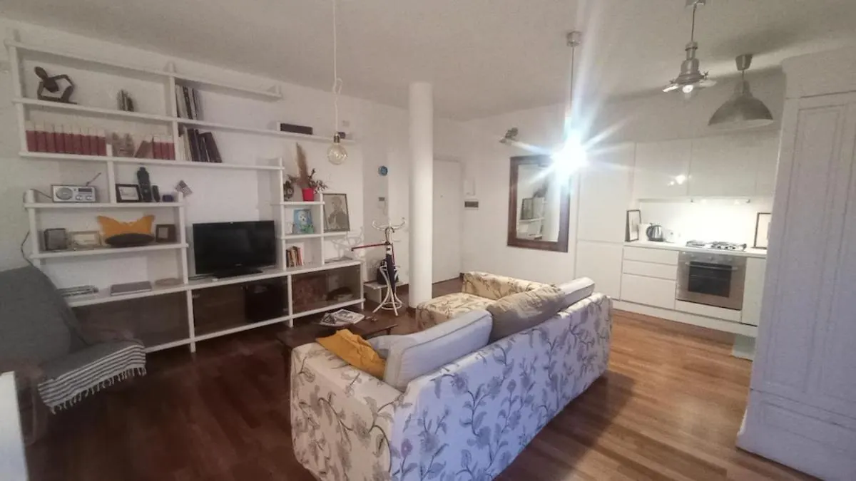 Sunny And Bright Apt Near St Peter Square Rome Italy